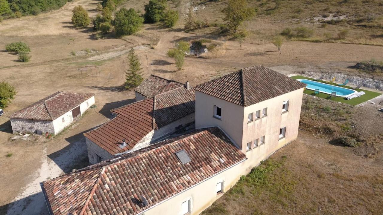 Chambres D'Hotes Le Malbouyssou Lascabanes Exterior foto